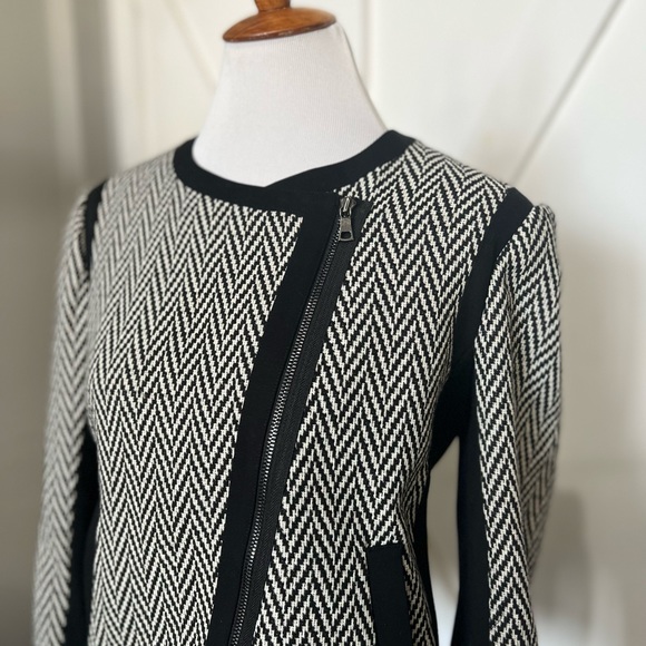 Ann Taylor black and white wool chevron print  jacket - Picture 4 of 11